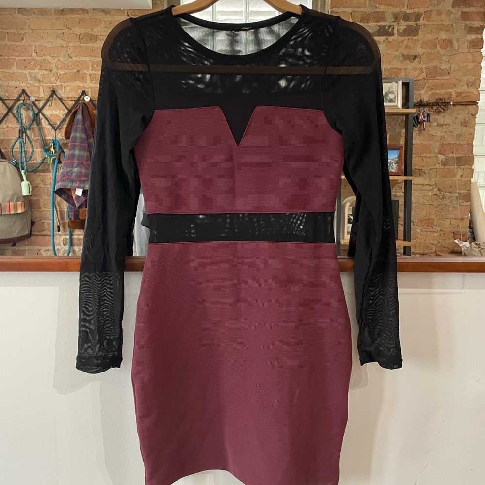 H&M Red and Black Long Sleeve Bodycon Dress